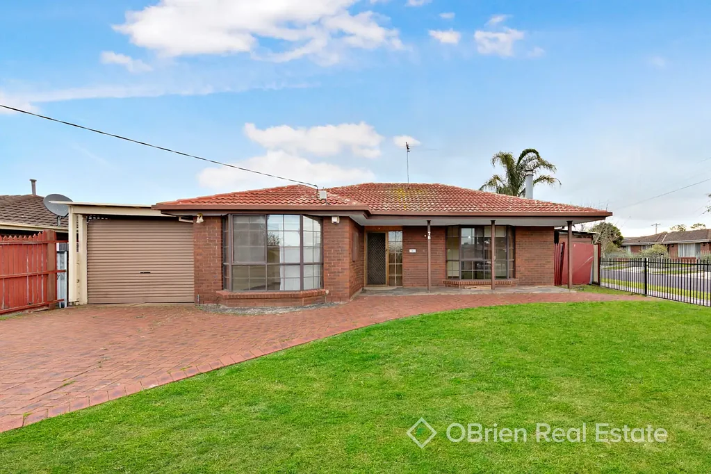 76 Fairfax Circuit, Albanvale, VIC 3021