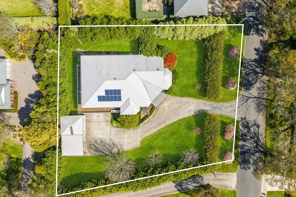 8 Young Road, Moss Vale, NSW 2577