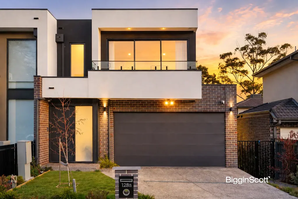 Doncaster East 4房 令人惊叹的标杆级娱乐住宅，雅致非凡 Stunning Benchmark Entertainer with Refined Elegance