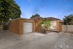 3/5 Douglas Street, Altona North