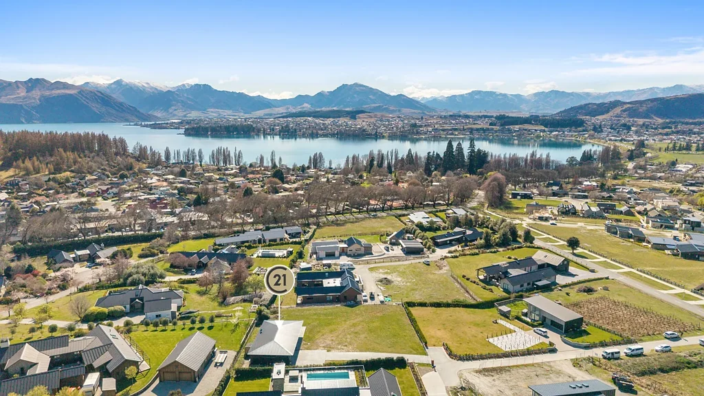 Wanaka 2ਬੈੱਡਰੂਮ More Land. More Options.