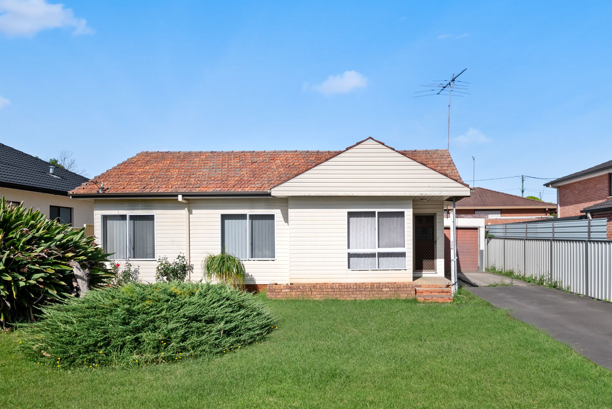 35 ALLMAN ST, CAMPBELLTOWN NSW 2560, 0房, 0浴, House