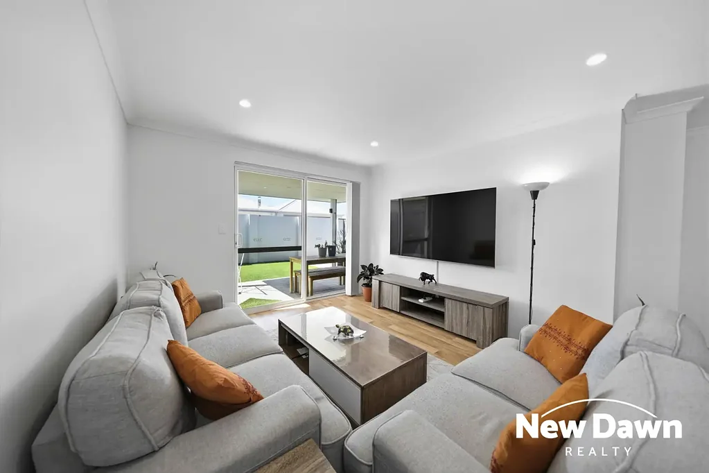 Ellenbrook 3房  FIRST HOME OPEN CANCELLED - SOLD!! Modern Living, Prime Ellenbrook Location!