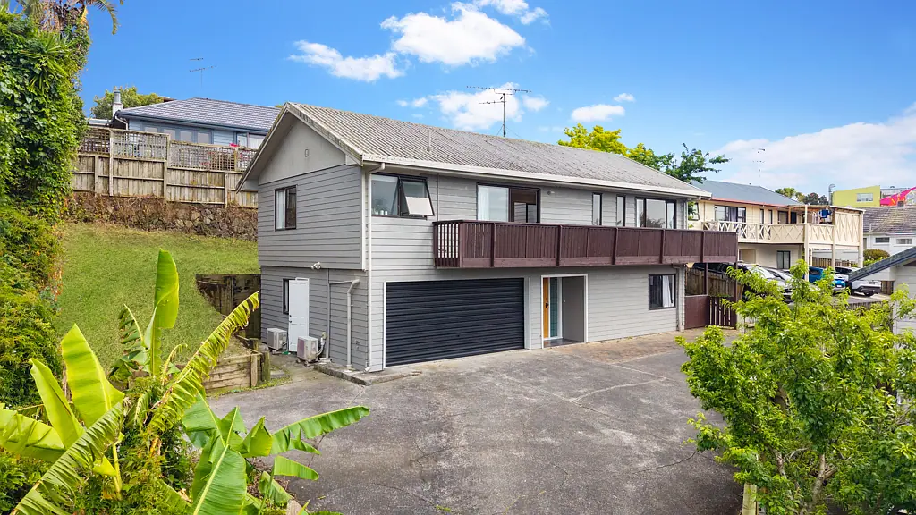 2/19 Lagoon Drive, Panmure, Auckland City, Auckland