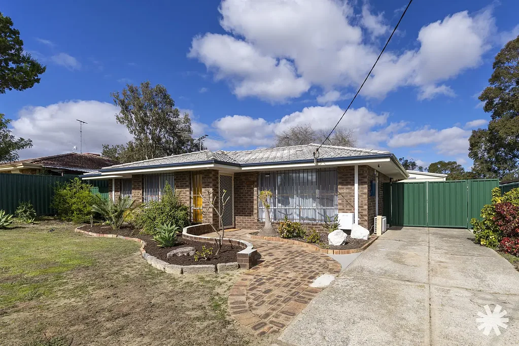 Girrawheen 3 Slaapkamer CONVENIENCE & ENDLESS POTENTIAL R20/60