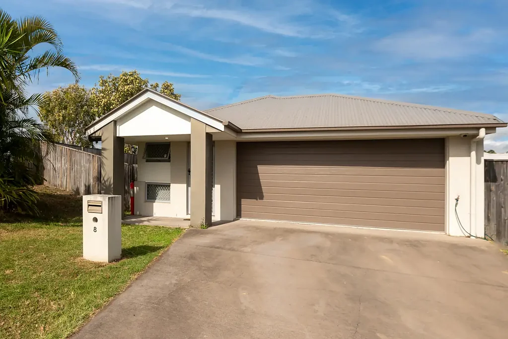 Springfield Lakes 4 Slaapkamer Well Equipped Family Home - Superb Investment Opportunity
