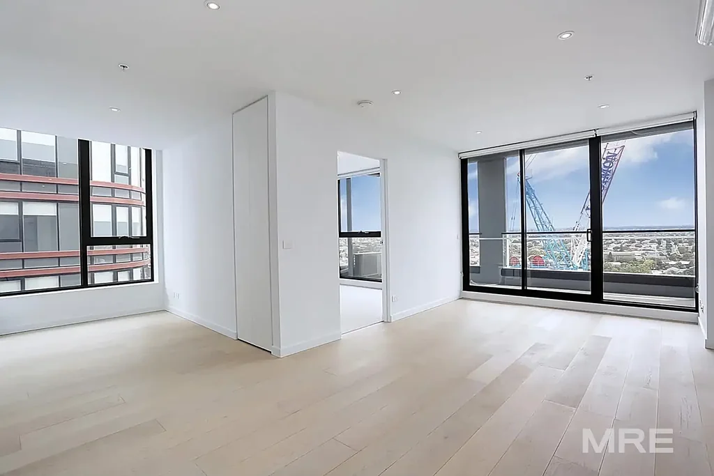 Excellent sized property in a super convenient location!
