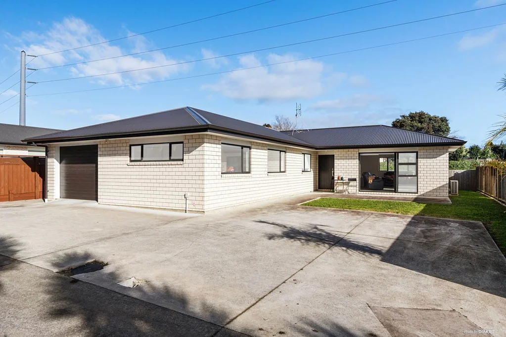 Tuakau 4 Bedroom Welcome Home to Serenity in Tuakau!