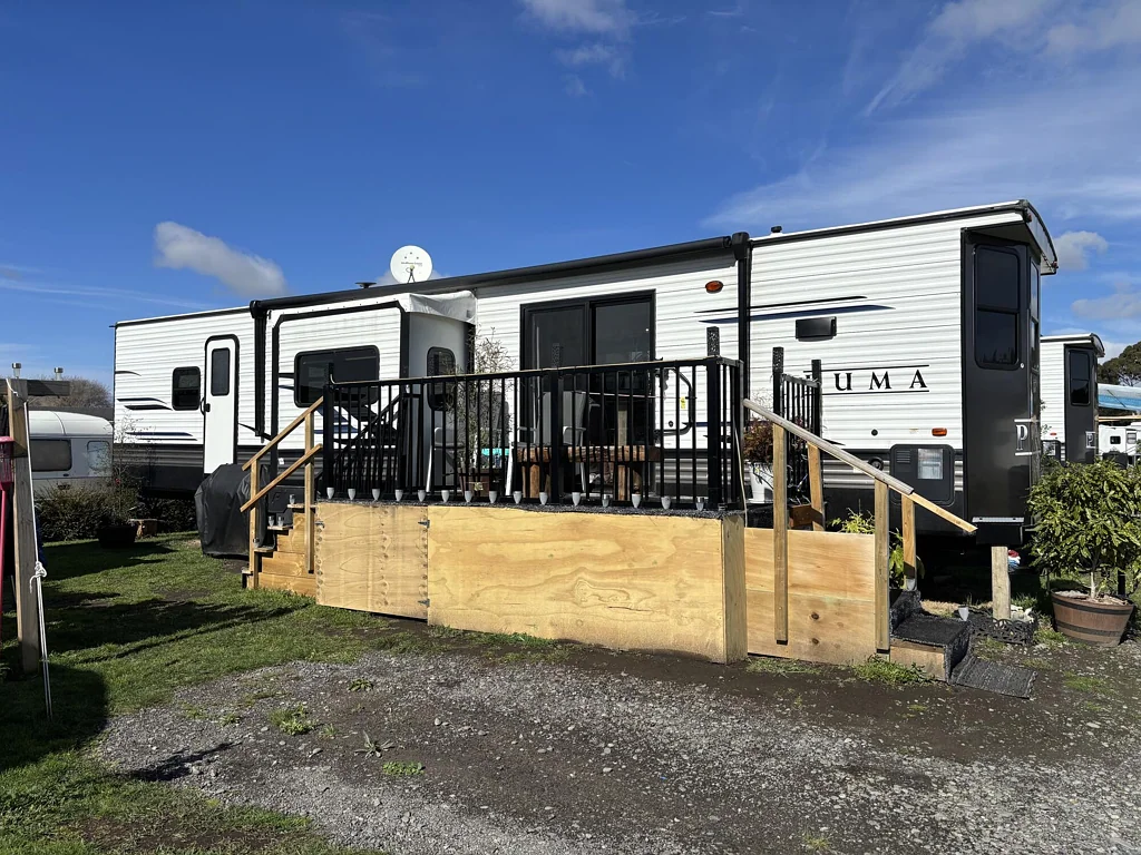 Belfast 1બેડરૂમ Less house. Less hassle. More life.