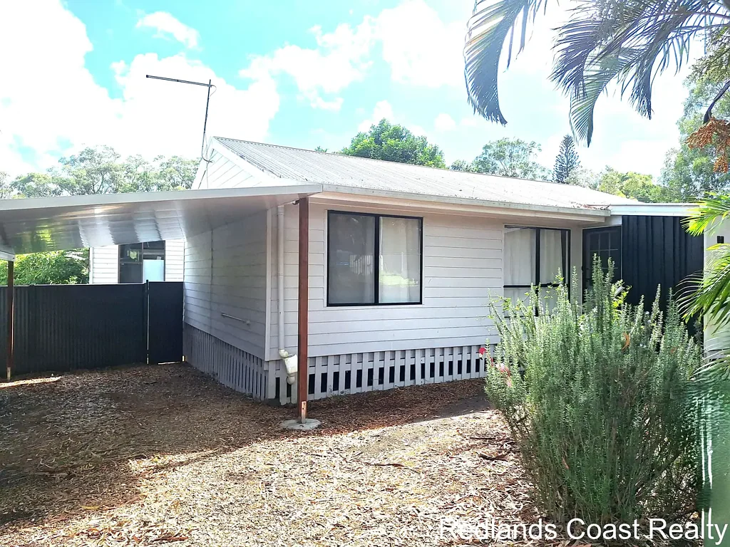 Macleay Island 3침실 CALLING INVESTOR OR FIRST HOME BUYERS!