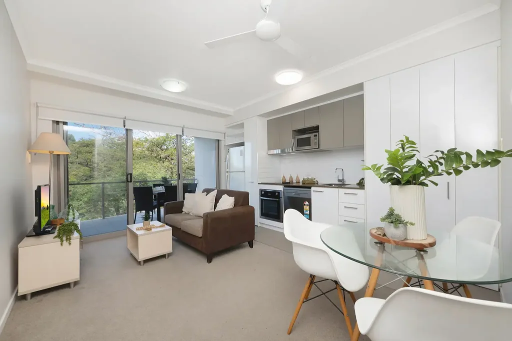 Thuringowa Central 1Zimmer Use When You Need & Pop It Into Holiday Letting Pool For Great Income Or Move In!
