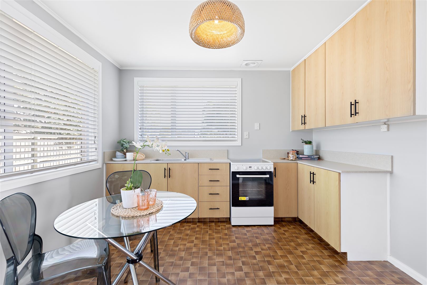 2/335 Bower Avenue, North New Brighton, Christchurch, 2 Schlafzimmer, 1 Badezimmer