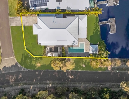 2 North Point Crescent, Pelican Waters, Sunshine Coast, 6 Schlafzimmer, 3 Badezimmer, House