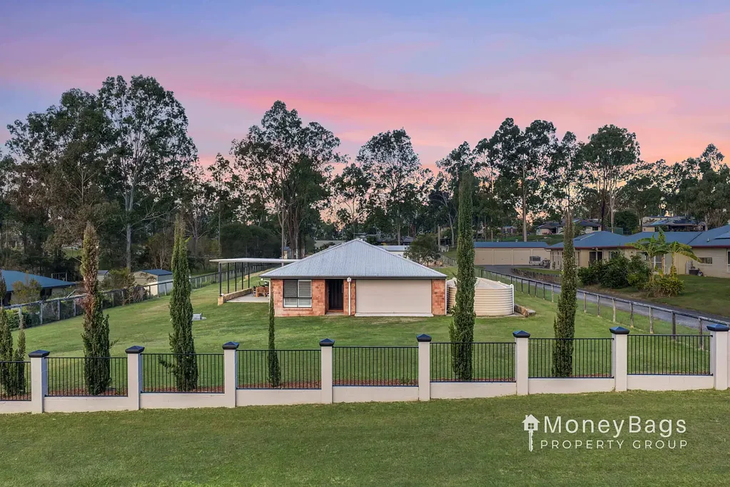 Jimboomba 4Habitaciones Acreage Family Living in the Jimboomba Woods Estate