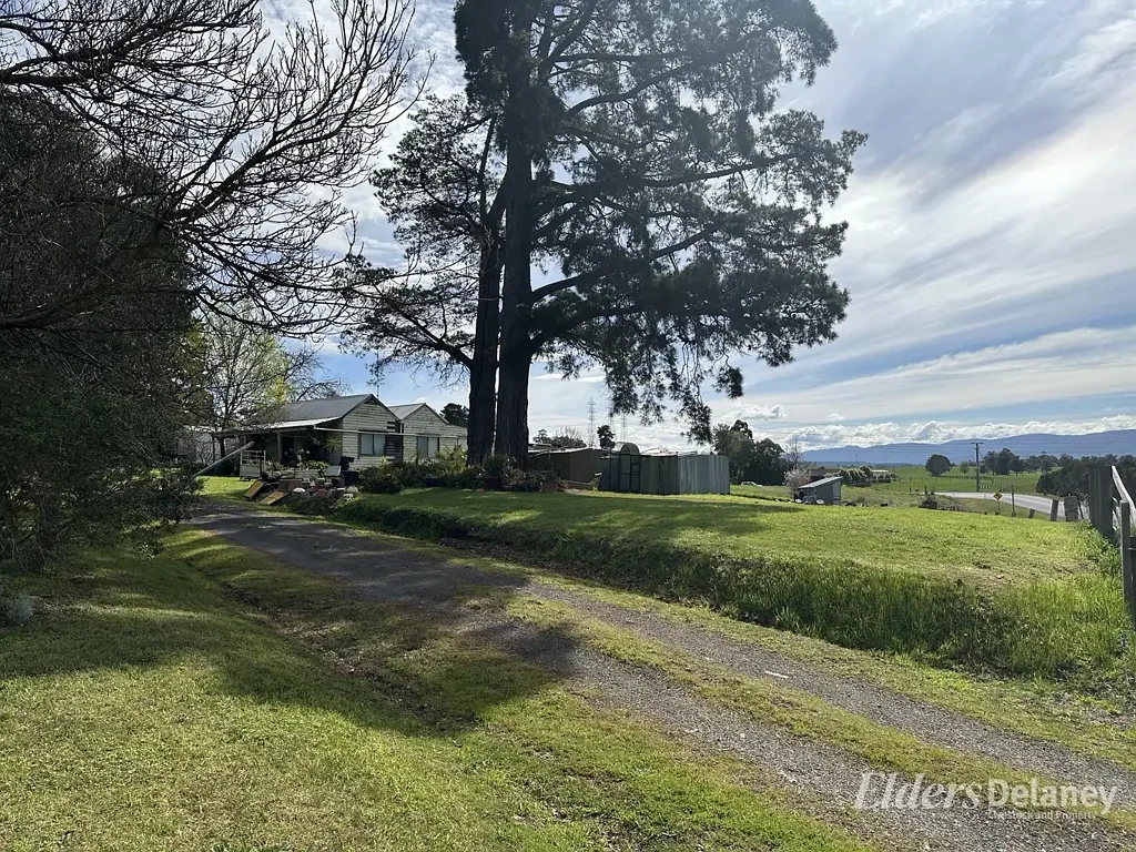 Bunyip 4Habitaciones BLUE CHIP LOCATION - 2.76 ACRES - OWNER SAY SELL!