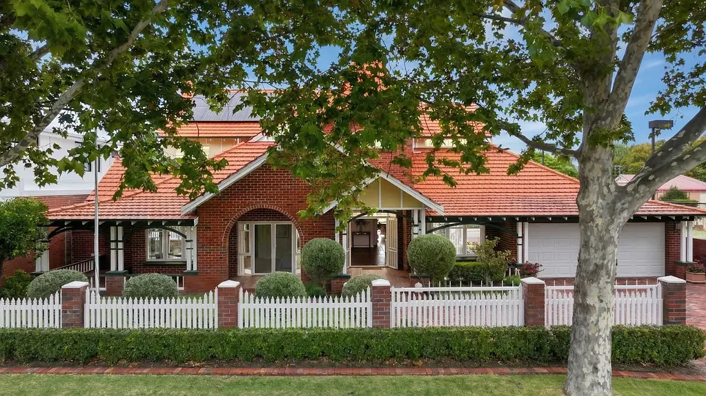 24 Tristania Rise, Duncraig, WA 6023