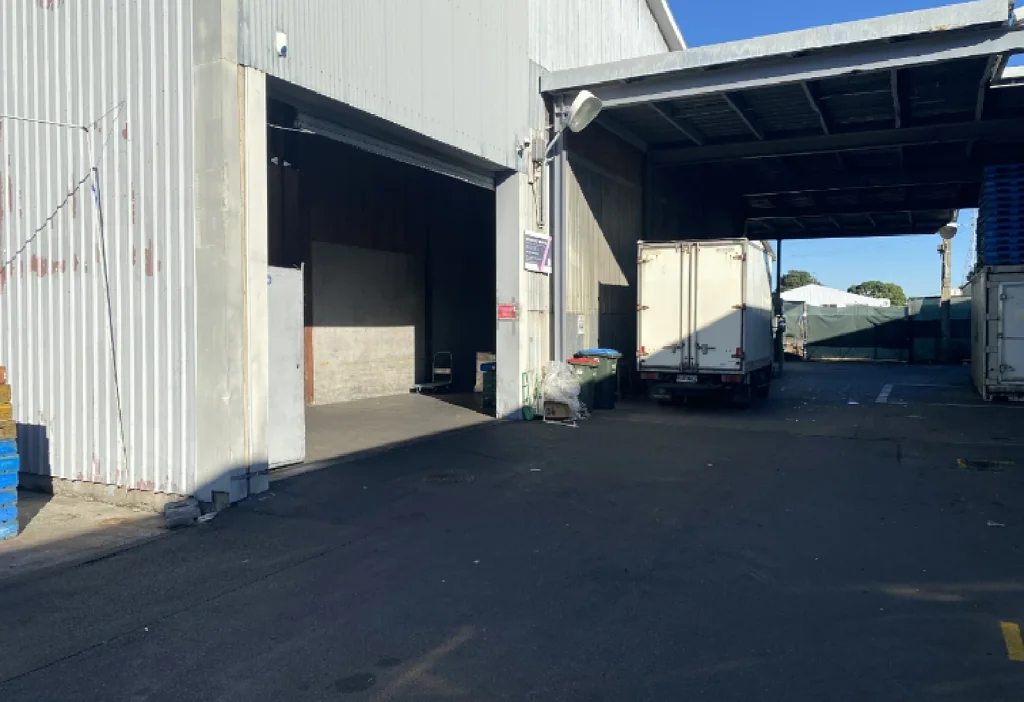 Onehunga High-stud warehouse, Onehunga 875sqm