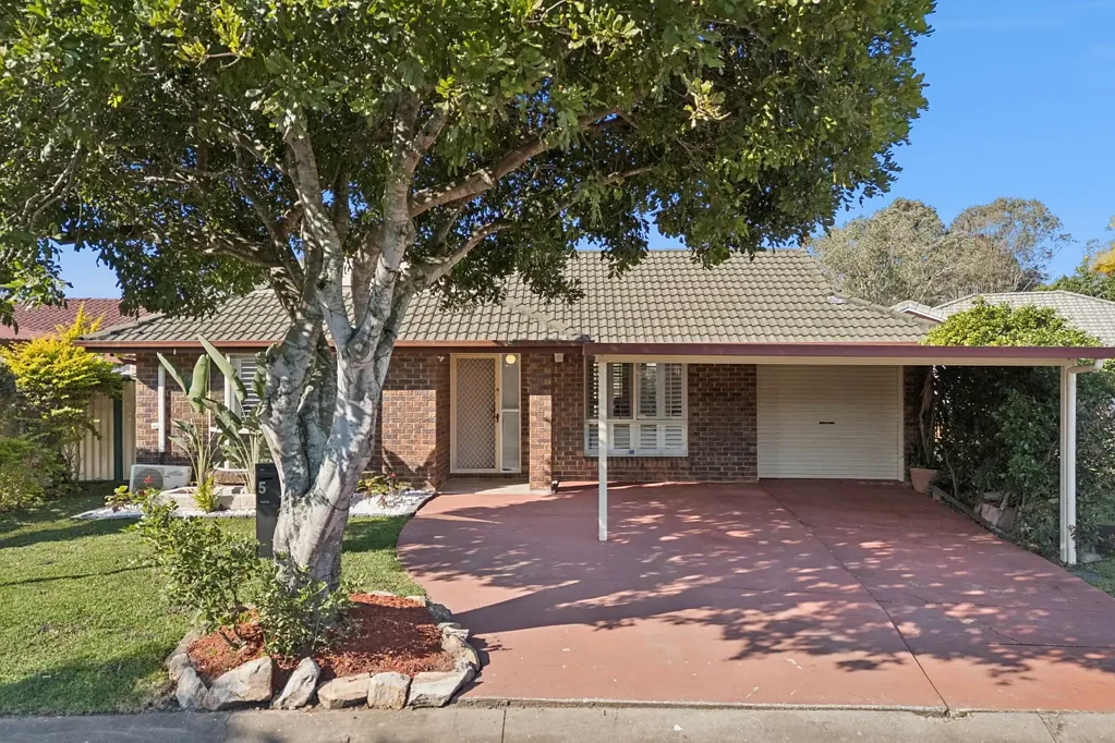Loganholme 4कमरा A Beautifully Renovated Parkside Retreat