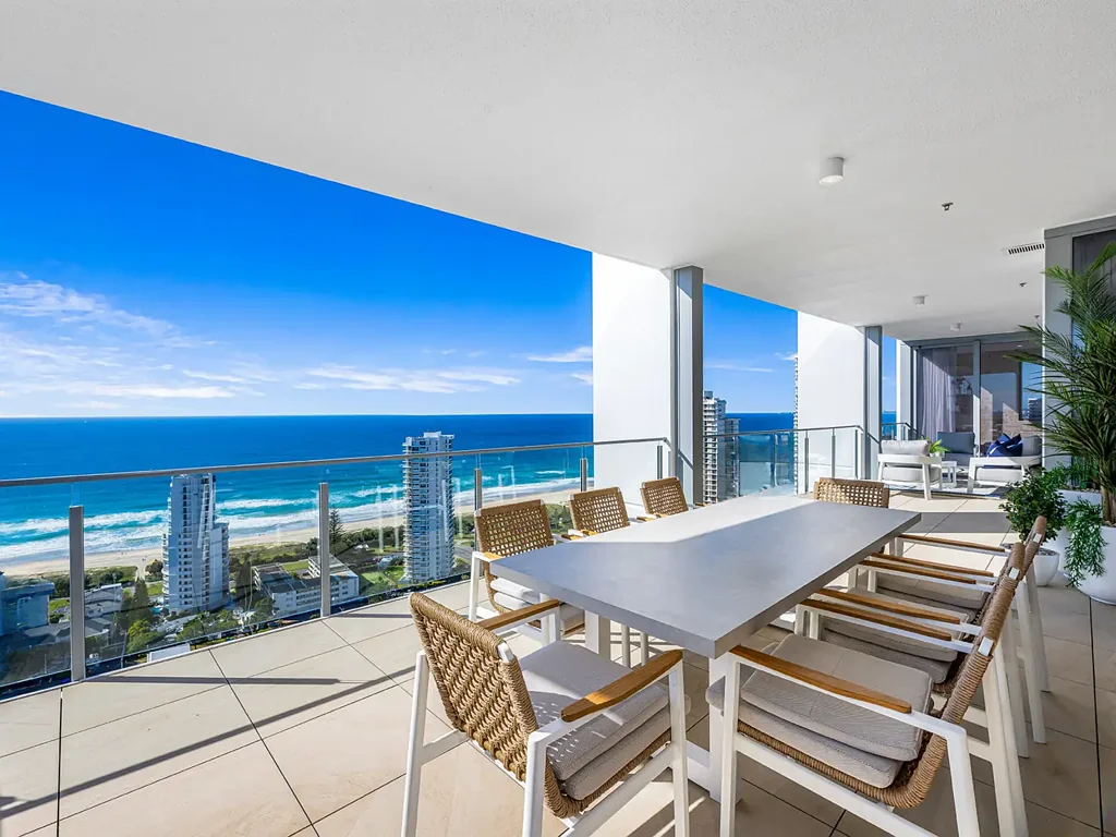 Broadbeach 4침실 Luxurious Sub Penthouse, Ultimate Entertainer's Balcony