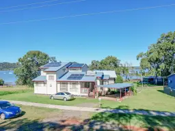 135 Canaipa Point Drive, Russell Island