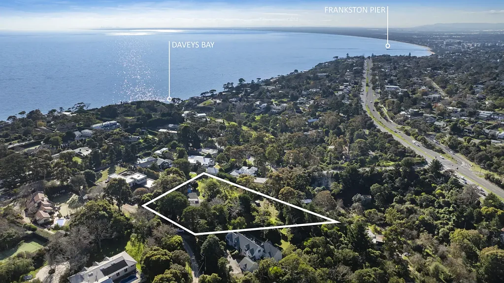 Mount Eliza 3 Slaapkamer Exclusive opportunity in elite beachside locale