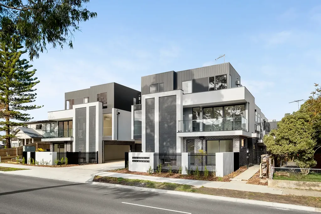 Blackburn 3ਬੈੱਡਰੂਮ Brand New Glamour in the Box Hill High School Zone