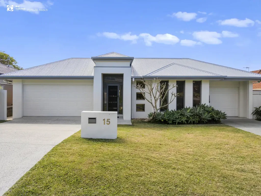 15 Mylestom Circle, Pottsville, NSW 2489