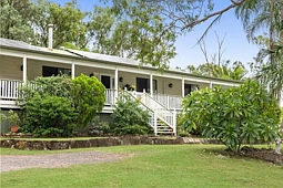 6 Squires Road, Lockyer