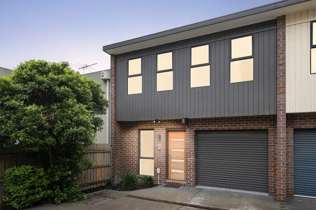 Brunswick West 3Kwarto Stylish Sanctuary in a Boutique Brunswick Setting