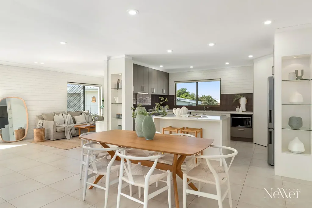 9/2 Peregian Esplanade, Peregian Beach, QLD 4573