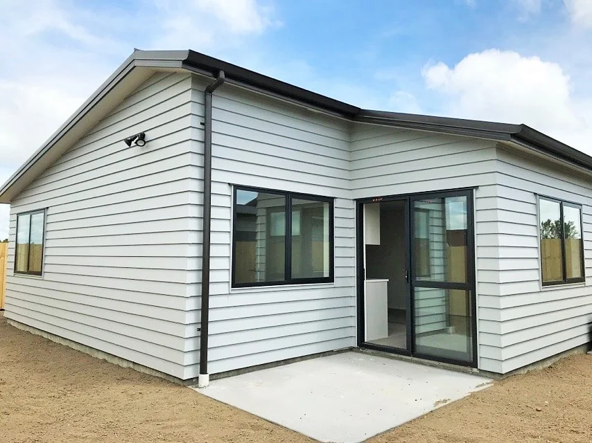 Modern 2-Bedroom Unit for Rent in Clarks Beach  $480 per We