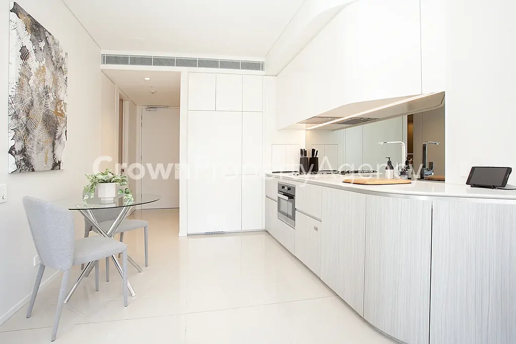 ARC BY CROWN GROUP: UNFURNISHED 1 BEDROOM + STUDY NOOK  ON LVL 25 AVAILABLE FOR LEASE!