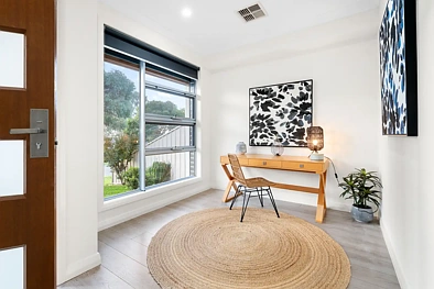 3 Carolan Crescent, Valley View, SA 5093, 3 Bedrooms, 2 Bathrooms, House