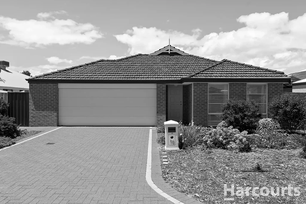 16 Vitesse Approach, Shoalwater, WA 6169