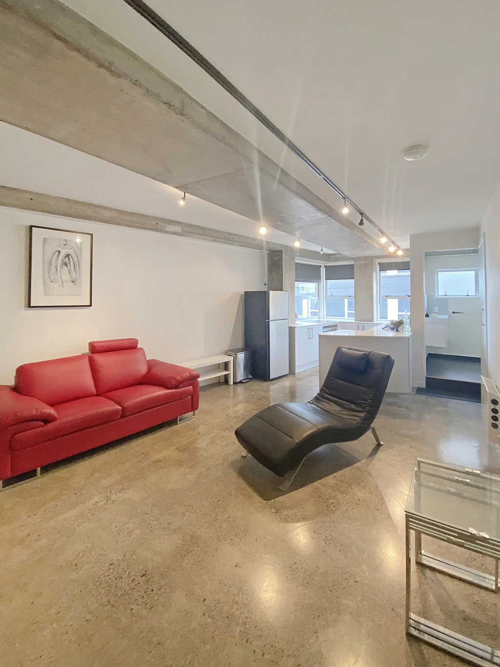 Terrace Towers Studio: Sunlit Urban Retreat in the Heart of Parnell