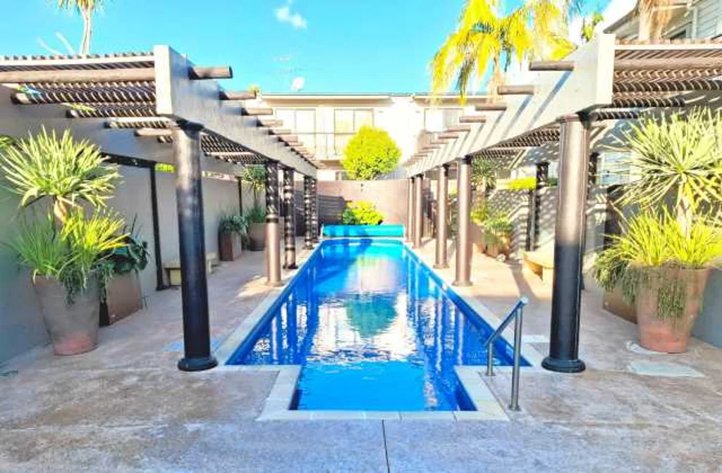 Mount Albert 2 Bedroom Secure - Established - Peaceful - Spacious