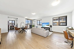 310/4 Gerbera Place, Kellyville