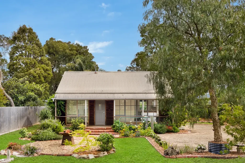12 Hamilton Street, Crib Point, VIC 3919