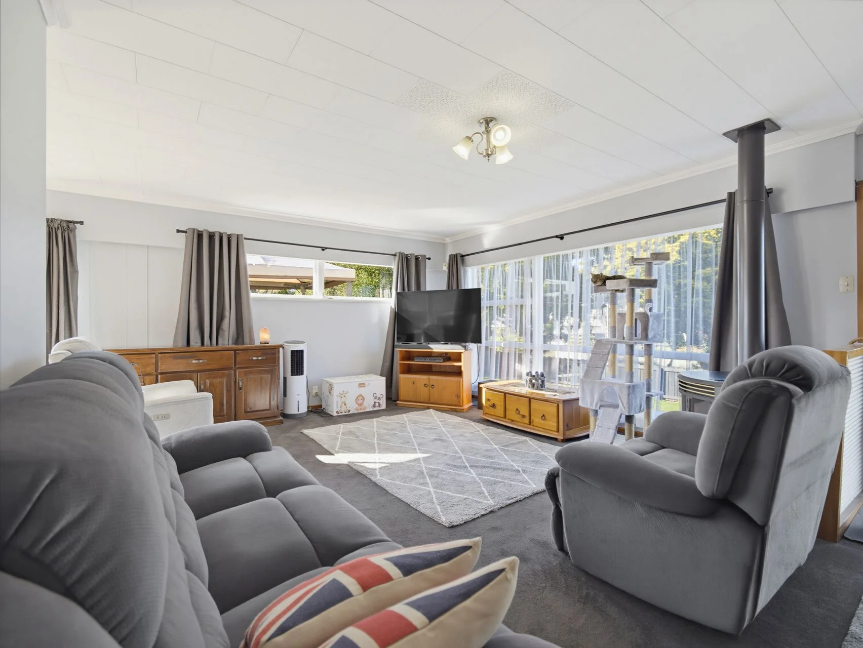 Deanwell 4房  Where Memories Begin – Welcome to 1 Joanna Place!