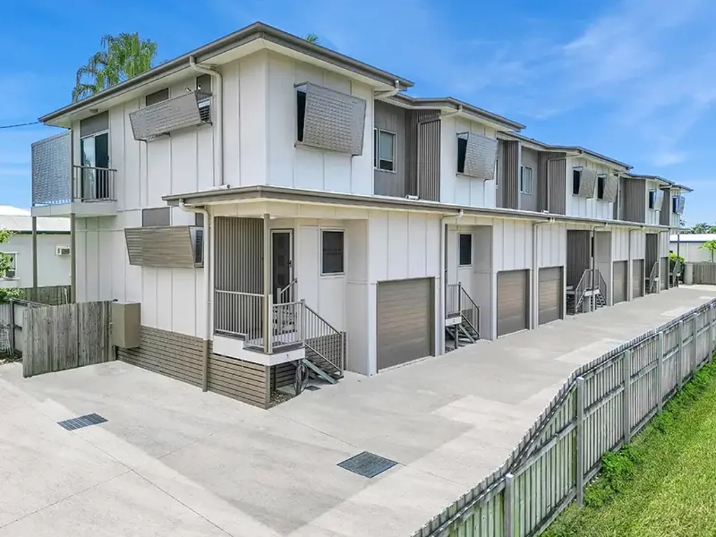 Stylish Townhouse
