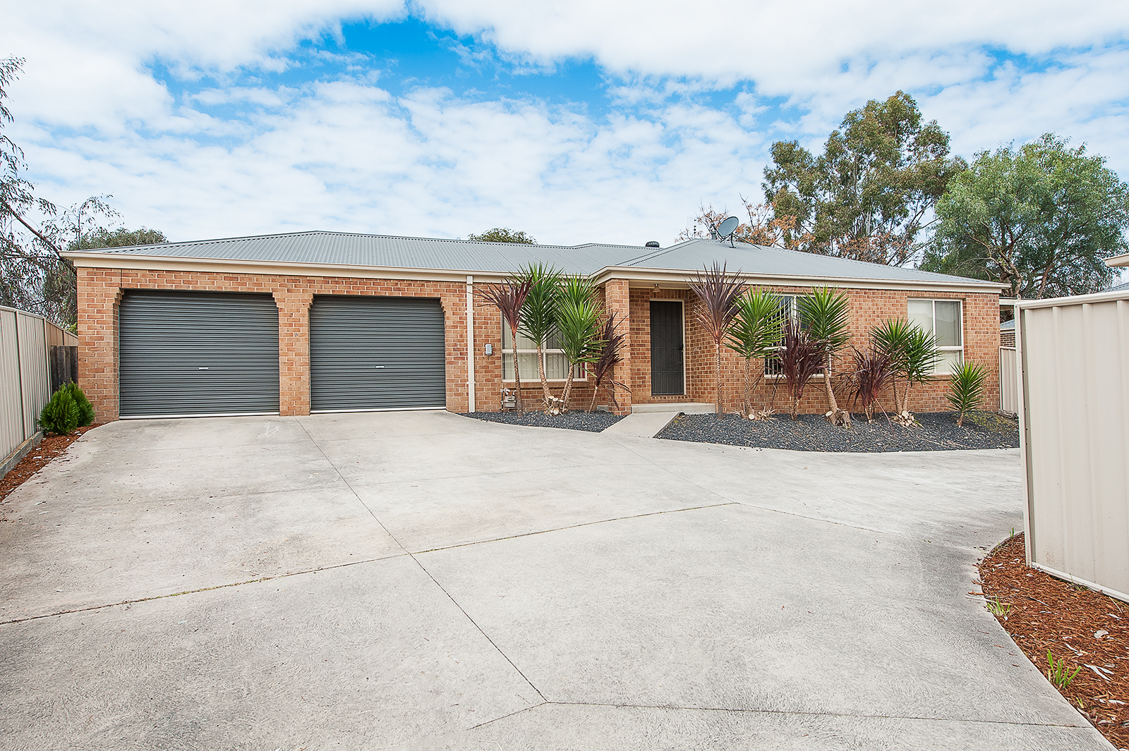 UNIT 2 26 TALLOWWOOD ST, THURGOONA NSW 2640, 0房, 0浴, Townhouse