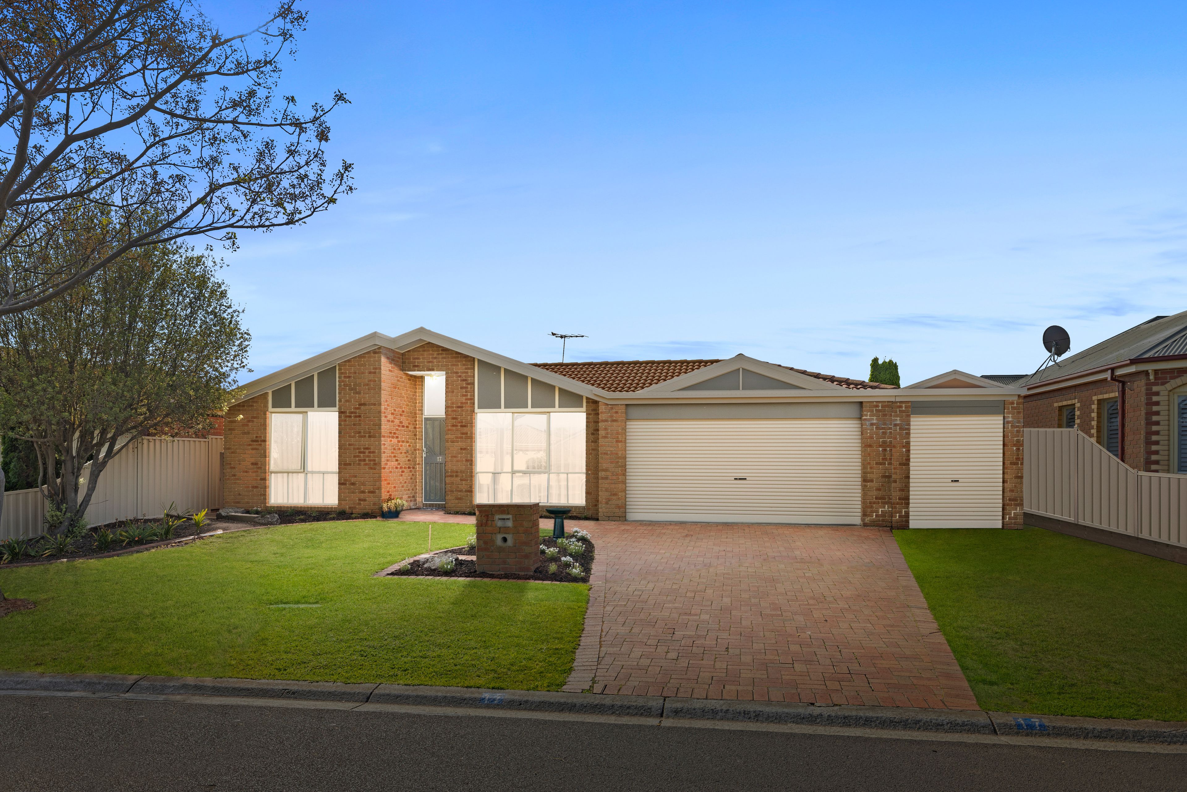 17 DEQUIN CT, WERRIBEE VIC 3030, 0 Kuwarto, 0 Banyo, House