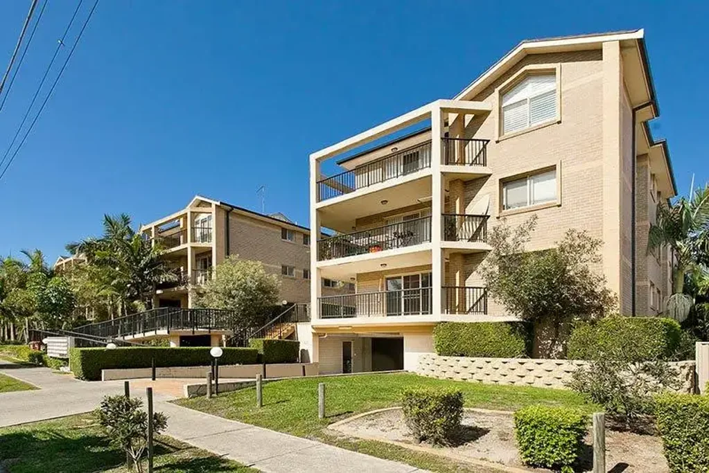 RENOVATED TWO BEDROOM UNIT!!!