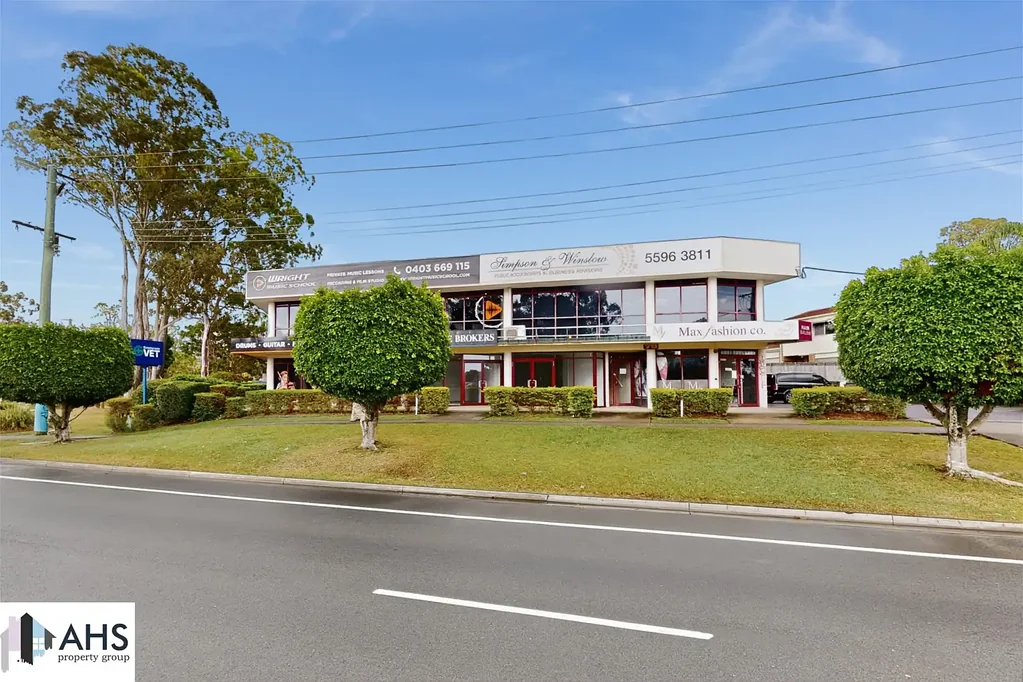 Nerang 1房  Located in the heart of Nerang, these versatile commercial spaces offer excellent opportunities for businesses or investors.