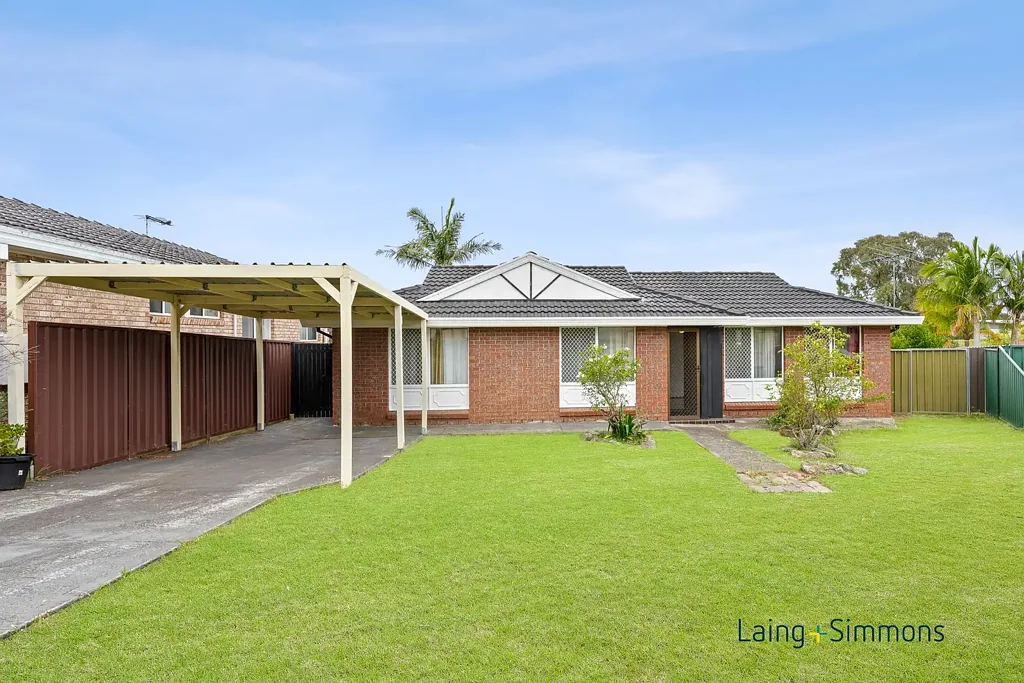 3 Mame Place, Kearns, NSW 2558