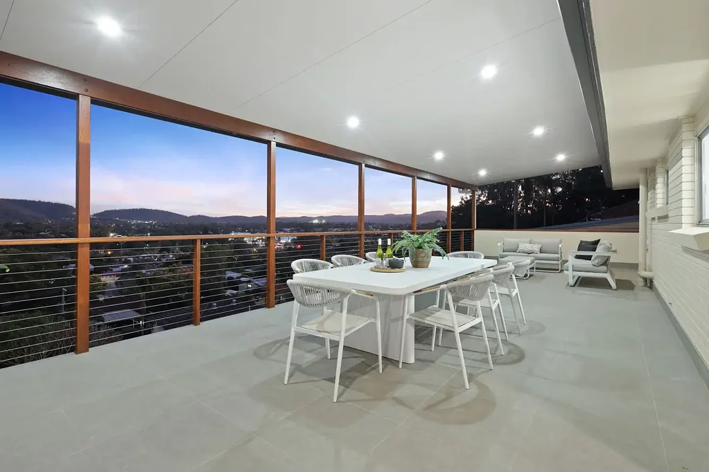 Everton Hills 3ห้องนอน Fully Renovated Dual Living Home in Commanding Position