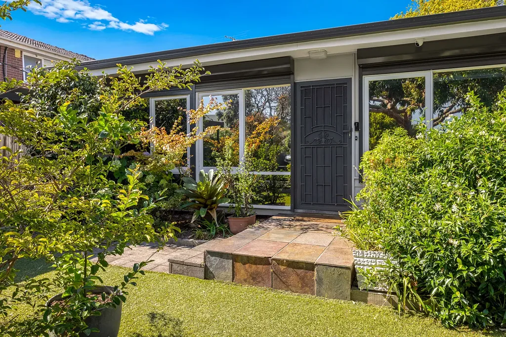 11 Mereweather Avenue, Frankston, VIC 3199