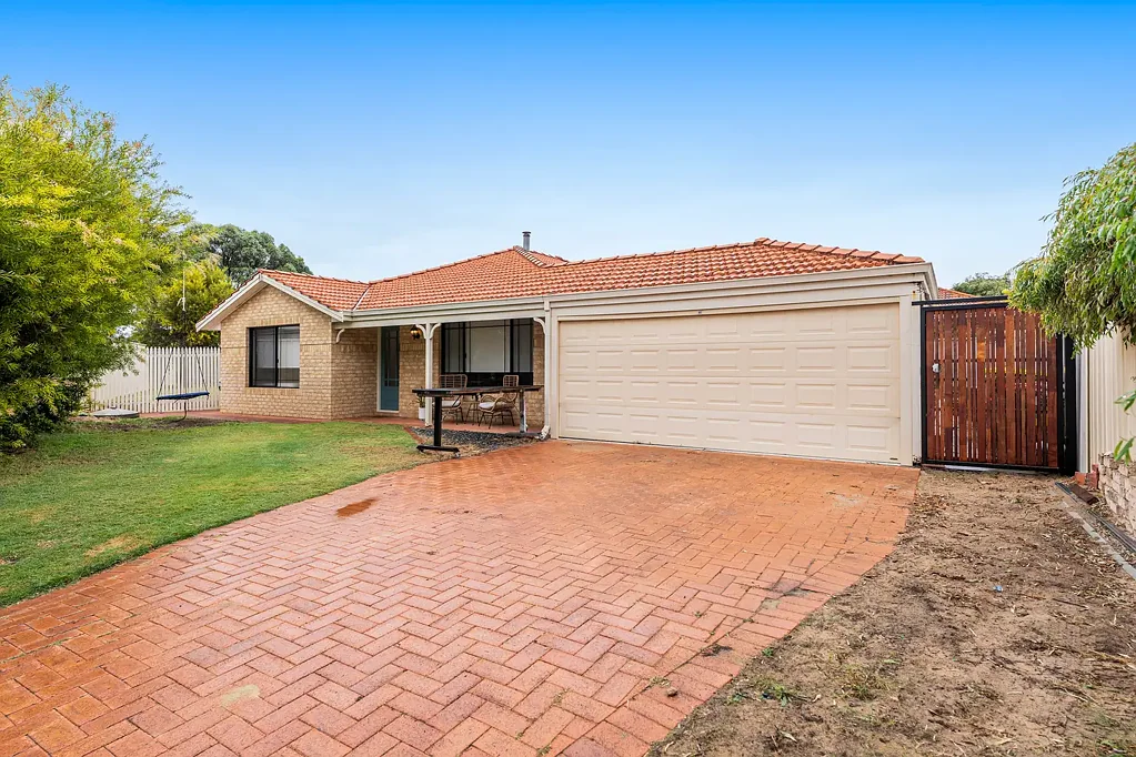 15 Anguilla Court, Secret Harbour, WA 6173