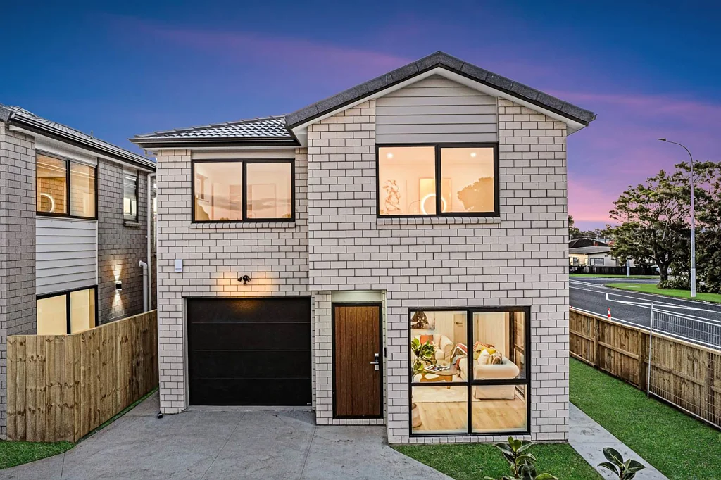 16A Buckland Road, Mangere East, Manukau City, Auckland
