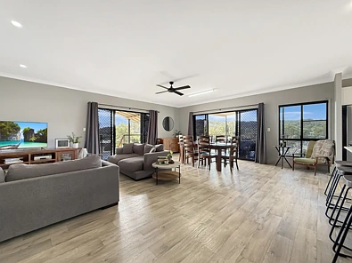 38 Douglas Mcinnes Drive, Laidley, QLD 4341, 6 slaapkamers, 2 badkamers, House